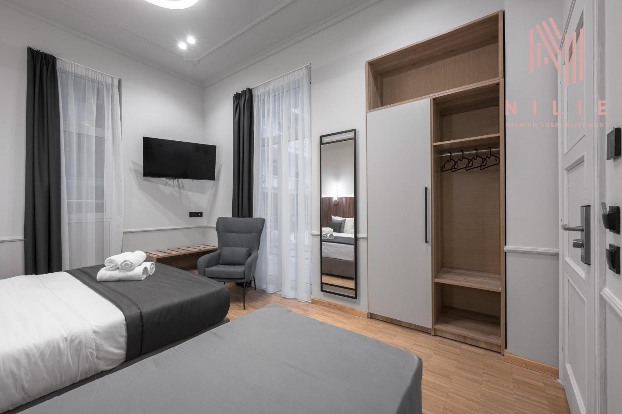 Esther Suites, Nilie Hospitality Mgmt Салоники Экстерьер фото